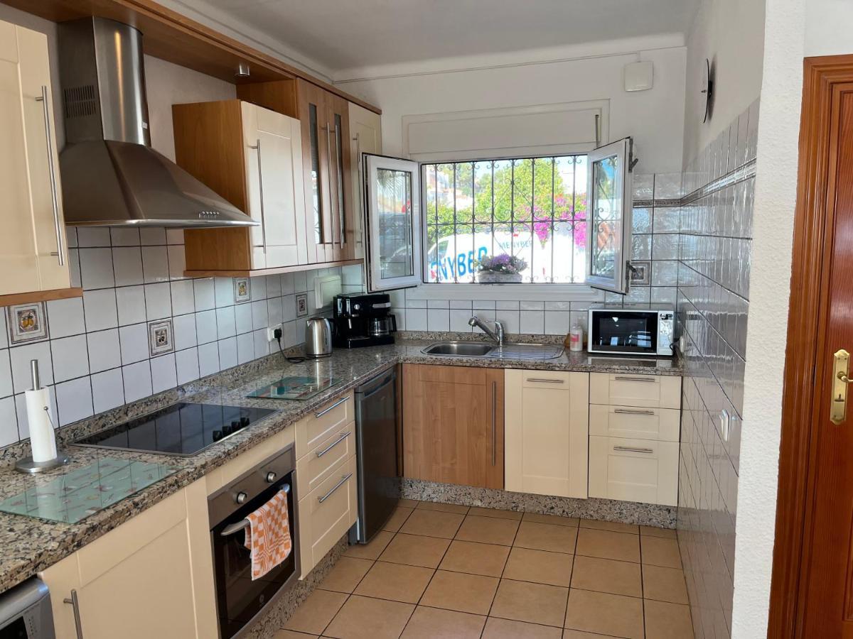 Delightful Burriana House With Magnificent Beach & Sea Views. Nerja Bagian luar foto