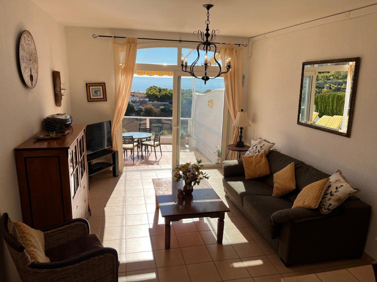 Delightful Burriana House With Magnificent Beach & Sea Views. Nerja Bagian luar foto